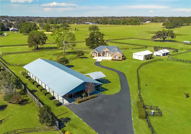 1st image of 12610 Nw Gainesville Rd, Reddick, FL 32686 | MLS# OM718115