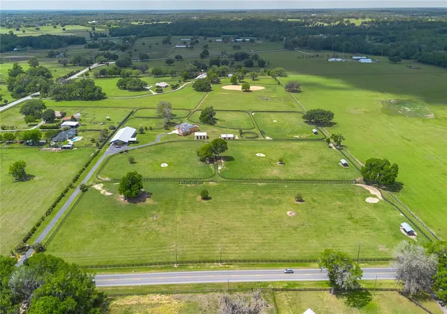 3rd image of 12610 Nw Gainesville Rd, Reddick, FL 32686 | MLS# OM718115
