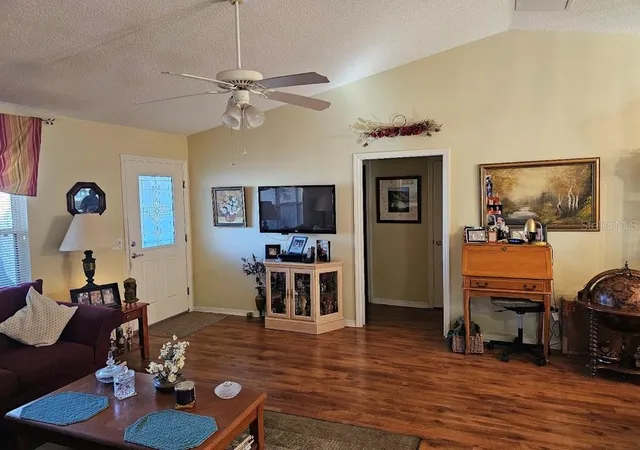 3rd image of 8072 Se 175Th Columbia Pl, The Villages, FL 32162 | MLS# OM718121