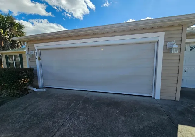 32nd image of 8072 Se 175th Columbia Pl, The Villages, FL 32162 | MLS# OM718121