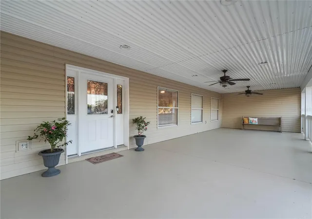 4th image of 124 Pangola Dr, Winter Haven, FL 33880 | MLS# L4959175