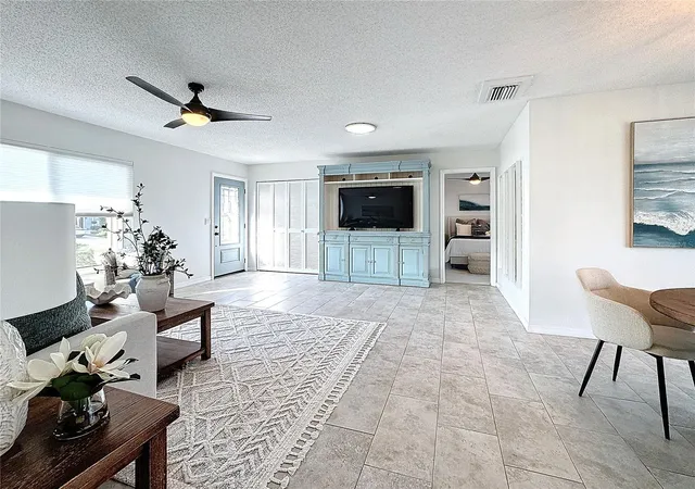 Homes for sale in Bradenton, FL | 5011 Mangrove Point Rd, Bradenton, FL 34210 | MLS# A4681283