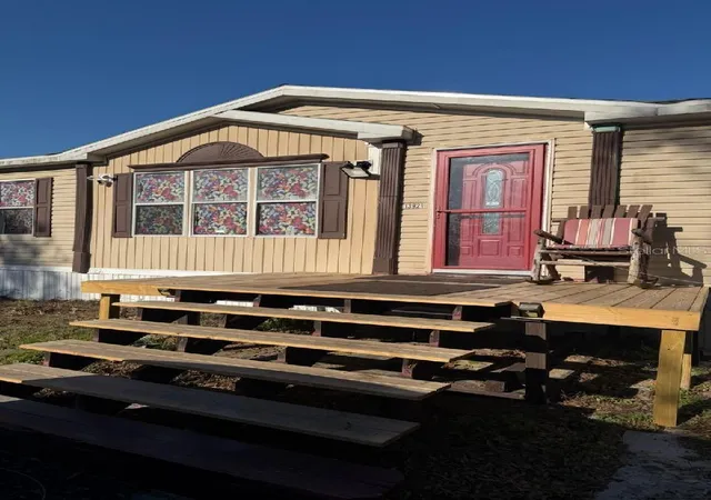 Photo 3 of Manufactured home for sale at 13921 Pine Meadow Rd, Kathleen, FL 33849 | MLS# S5143165 | Listing updated on 2026-09-23