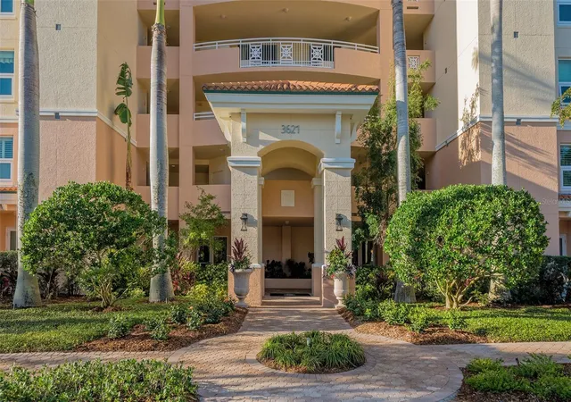 Homes for sale in Osprey, FL | 3621 N Point Rd #301, Osprey, FL 34229 | MLS# A4681290