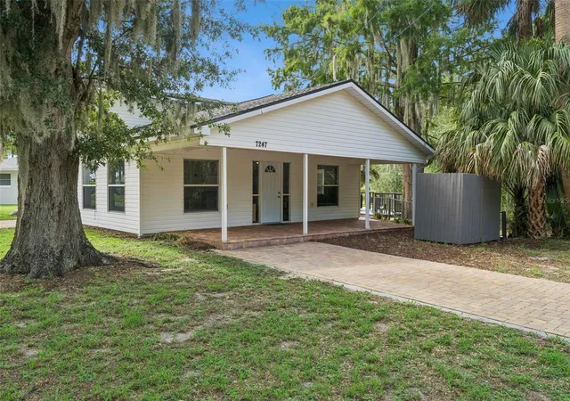 Homes for sale in Leesburg, FL | 7247 Treasure Island Rd, Leesburg, FL 34788 | MLS# O6379876