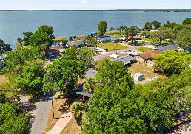 Homes for sale in Leesburg, FL | 7247 Treasure Island Rd, Leesburg, FL 34788 | MLS# O6379876