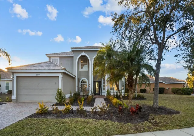 1st image of 8844 Stone Harbour Loop, Bradenton, FL 34212 | MLS# A4681305