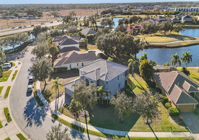 5th image of 8844 Stone Harbour Loop, Bradenton, FL 34212 | MLS# A4681305