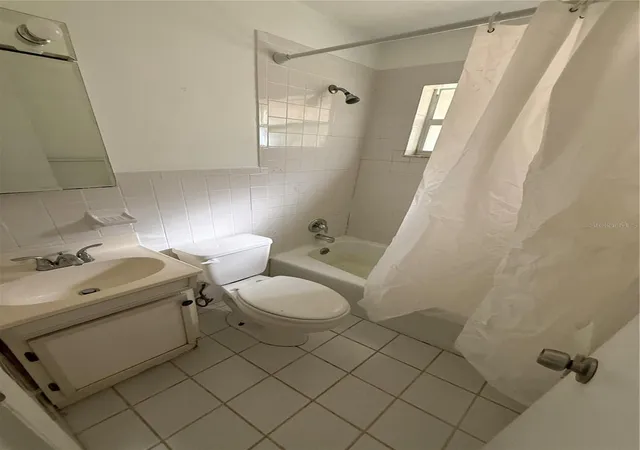 5th image of 1270 8Th Ave Ne, Largo, FL 33770 | MLS# TB8472804