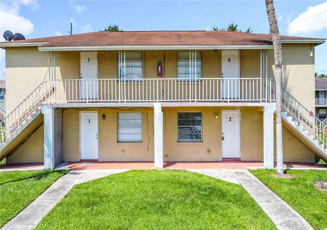 Homes for sale in Saint Cloud, FL | 694 Michigan Ct #3, Saint Cloud, FL 34769 | MLS# O6379917