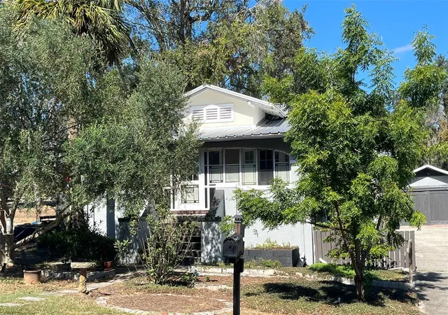 Photo 1 of Sale Pending at 200 Wood Ave, Haines City, FL 33844 | MLS# O6379965 | Listing updated on 2026-07-29