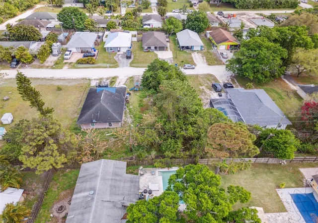 Homes for sale in Vero Beach, FL | 1335 25Th Ave Sw, Vero Beach, FL 32962 | MLS# TB8472899