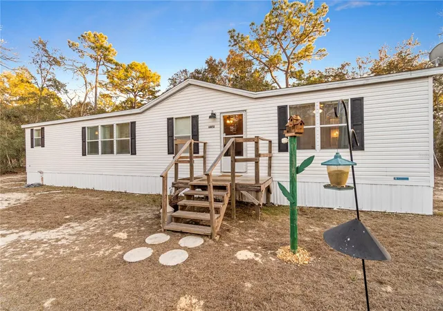 Photo 2 of Manufactured home for sale at 6072 W Patriot St, Homosassa, FL 34448 | MLS# OM718157 | Listing updated on 2026-09-19