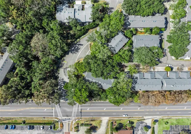 2nd image of 683 Post Oak Cir, ALTAMONTE SPRINGS, FL 32701
