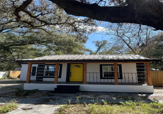 Photo 1 of Sale Pending at 2119 E Ellicott, Tampa, FL 33610 | MLS# TB8473065 | Listing updated on 2026-10-18
