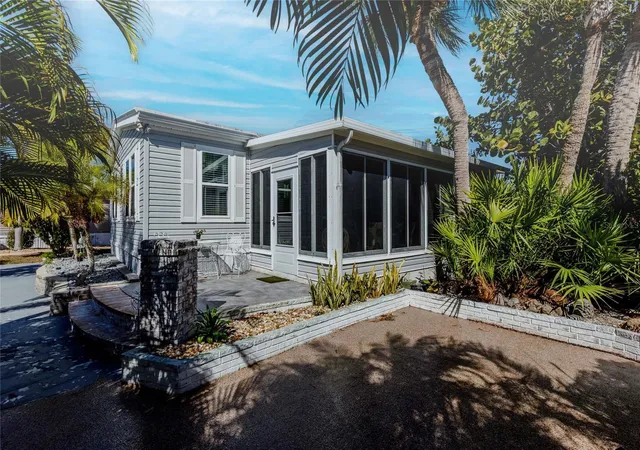 Photo 2 of Manufactured home for sale at 2100 Kings Hwy #52, Port Charlotte, FL 33980 | MLS# C7521537 | Listing updated on 2026-10-22