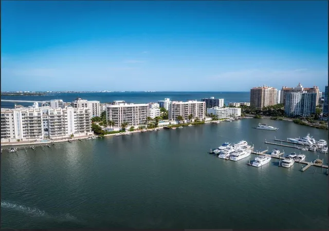 4th image of 590 Golden Gate Point #906, Sarasota, FL 34236 | MLS# A4681401