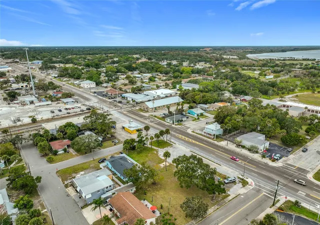 8th image of 405 Garden St, Titusville, FL 32796 | MLS# O6380116