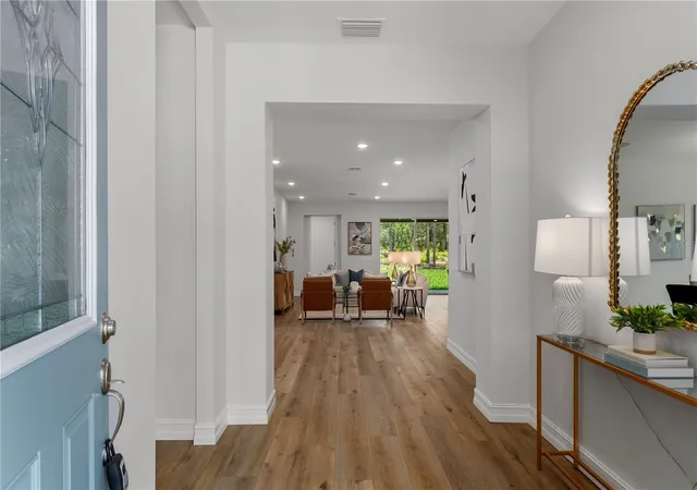 Photo 3 of Single family home for sale at 5188 N Cliff Dr, Beverly Hills, FL 34465 | MLS# W7882762 | Listing updated on 2026-09-15