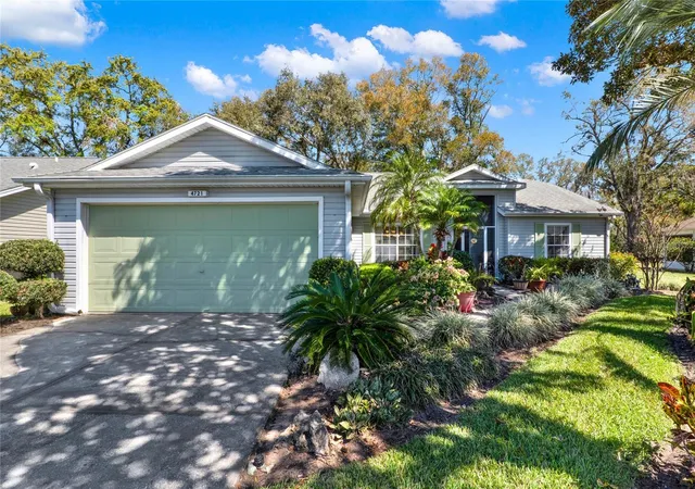Photo 1 of Single family home for sale at 4721 Tara View Rd, Leesburg, FL 34748 | MLS# O6380183 | Listing updated on 2026-10-17