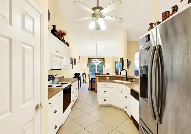 Photo 4 of Single family home for sale at 4721 Tara View Rd, Leesburg, FL 34748 | MLS# O6380183 | Listing updated on 2026-10-17
