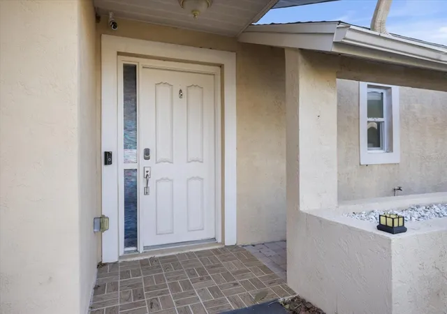 3rd image of 1627 Del Monte Ct, Venice, FL 34293 | MLS# N6142812