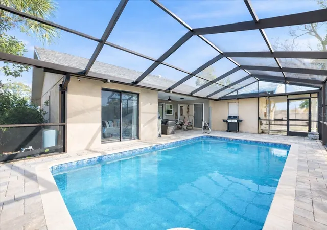 4th image of 1627 Del Monte Ct, Venice, FL 34293 | MLS# N6142812