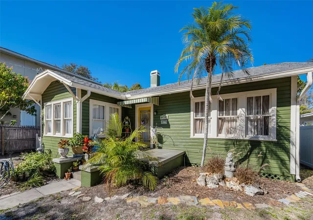 2nd image of 3411 W Bay Ave, Tampa, FL 33611 | MLS# TB8473278