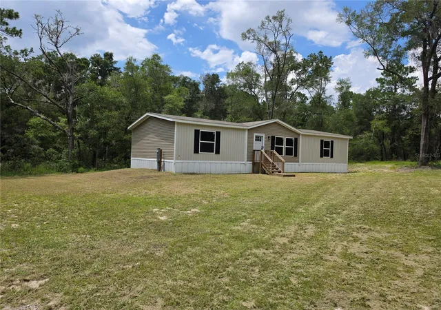 3rd image of 7513 W Dunklin St, Dunnellon, FL 34433 | MLS# OM718231