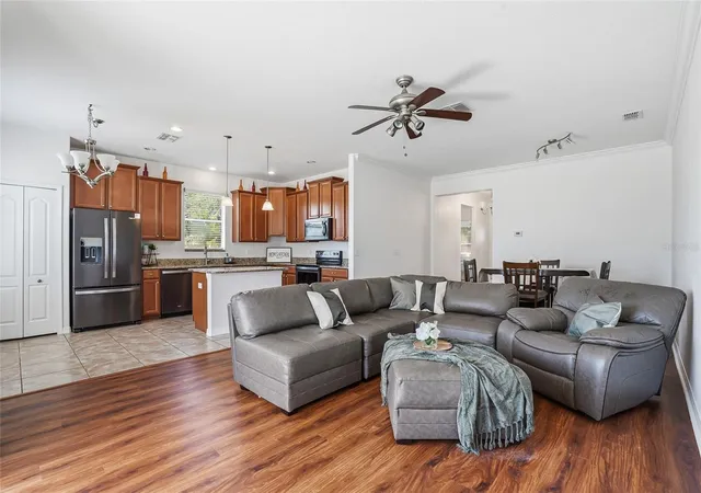 2nd image of 2444 Dakota Rock Dr, Ruskin, FL 33570 | MLS# TB8473310