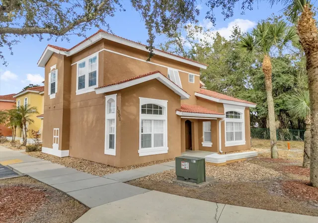Townhouse for sale at 1001 Park Ridge Cir, KISSIMMEE, FL 34746 | MLS# S5143265