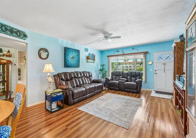 Listing Photo 5 - Condo for sale in building located at 2430 Brazilia Dr, Clearwater, FL 33763 - Unit #24