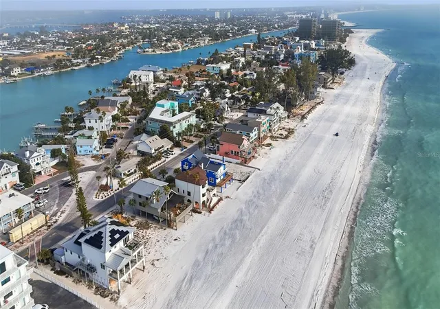 4th image of 8430 W Gulf Blvd, Treasure Island, FL 33706 | MLS# TB8473428
