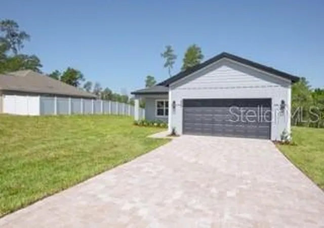 Photo 3 of Single family home for sale at 604 Marion Oaks Ln, Ocala, FL 34473 | MLS# P4937743 | Listing updated on 2026-09-06