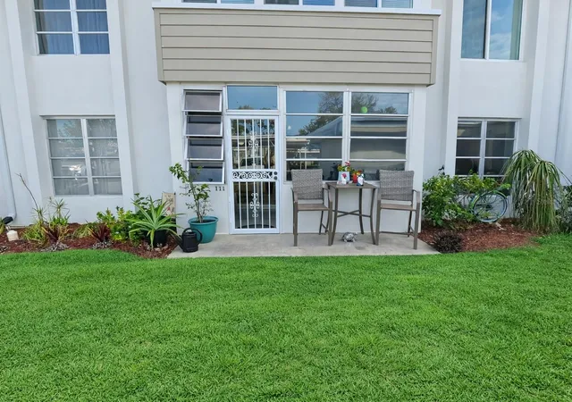 Listing Photo 4 - Condo for sale in building located at 21300 Brinson Ave, PORT CHARLOTTE, FL 33952 - Unit #111
