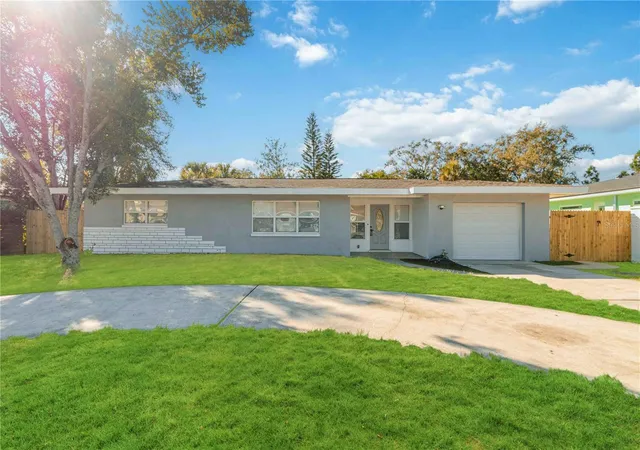 3rd image of 540 Milwaukee Ave, Dunedin, FL 34698 | MLS# TB8473491