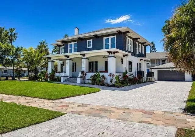 Photo 1 of Single family home for sale at 2041 Beach Dr Se, St Petersburg, FL 33705 | MLS# O6380356 | Listing updated on 2026-09-20