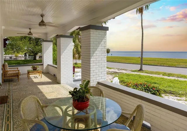 Photo 3 of Single family home for sale at 2041 Beach Dr Se, St Petersburg, FL 33705 | MLS# O6380356 | Listing updated on 2026-09-20