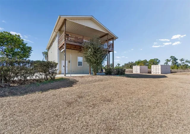 Photo 4 of Single family home for sale at 4026 Mcintosh Ests Ln, Plant City, FL 33565 | MLS# TB8473508 | Listing updated on 2026-10-06