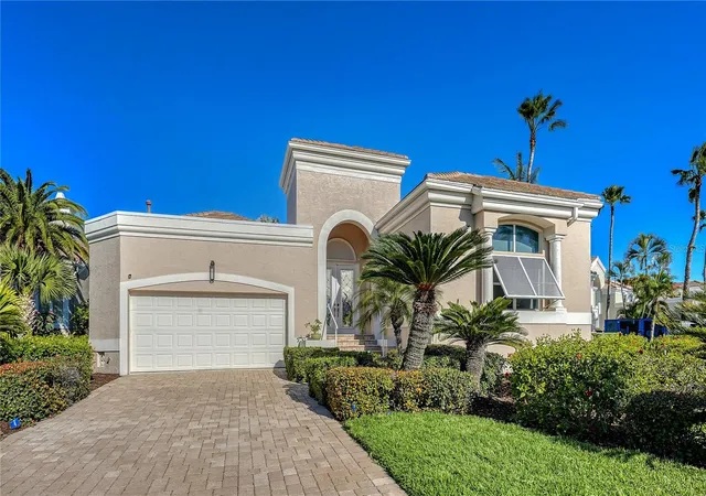 Photo 2 of Single family home for sale at 3548 Fair Oaks Ln, Longboat Key, FL 34228 | MLS# A4681540 | Listing updated on 2026-09-25
