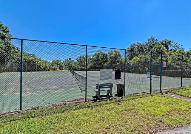 24th image of 645 Woodlawn Dr, Bradenton, FL 34210 | MLS# A4681548