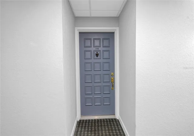 Photo 4 of Condo for sale at 6104 Palma Del Mar Blvd S #305, Saint Petersburg, FL 33715 | MLS# TB8473597 | Listing updated on 2026-09-02
