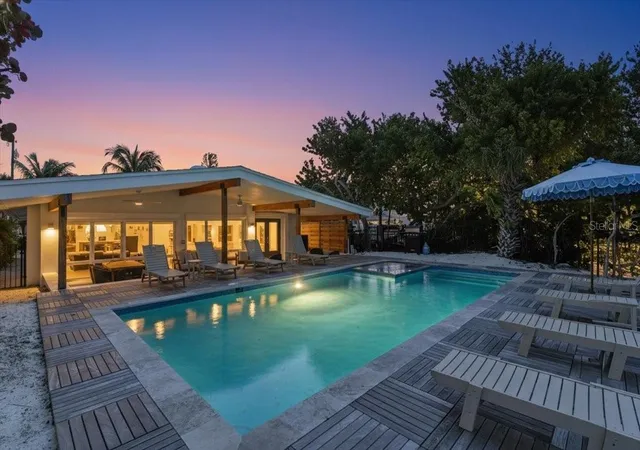 Photo 3 of Single family home for sale at 102 Tuna St, Anna Maria, FL 34216 | MLS# A4681558 | Listing updated on 2026-08-22