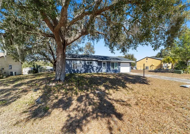 4th image of 6 Hickory Track Pass, Ocala, FL 34472 | MLS# OM718289