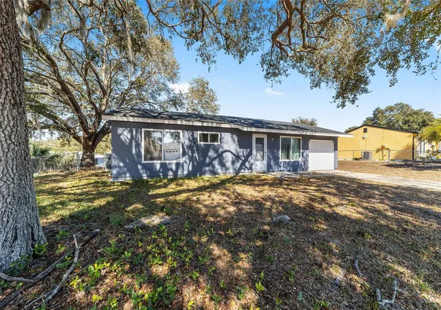 5th image of 6 Hickory Track Pass, Ocala, FL 34472 | MLS# OM718289