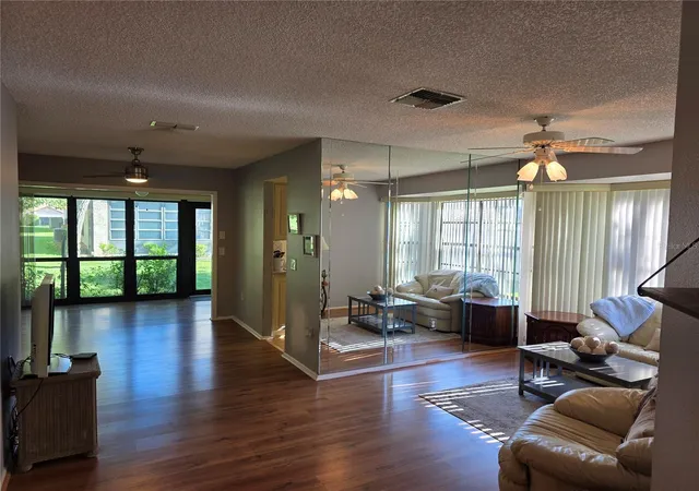 Homes for sale in Spring Hill, FL | 6764 Pearleaf Ct, Spring Hill, FL 34606 | MLS# W7882803