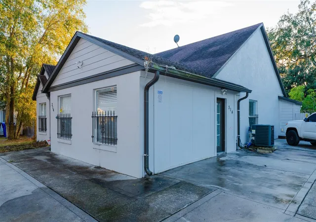 Photo 3 of Single family home for sale at 314 Alma St, Kissimmee, FL 34741 | MLS# O6380497 | Listing updated on 2026-08-11