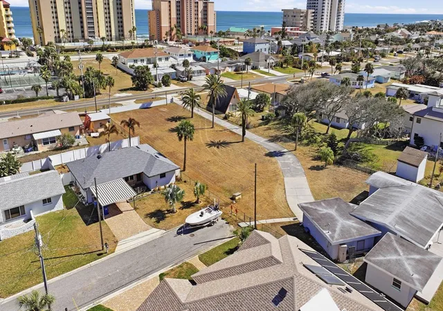 5th image of 3812 Cardinal Blvd, Port Orange, FL 32127 | MLS# V4947218