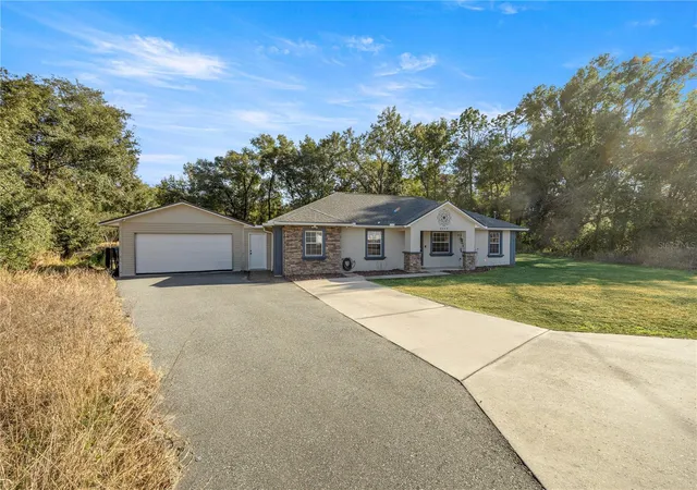 Photo 3 of Single family home for sale at 6460 Pecan Crse, Ocala, FL 34472 | MLS# OM718315 | Listing updated on 2026-09-24