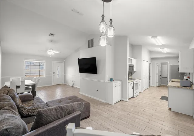 Photo 4 of Single family home for sale at 6460 Pecan Crse, Ocala, FL 34472 | MLS# OM718315 | Listing updated on 2026-09-24